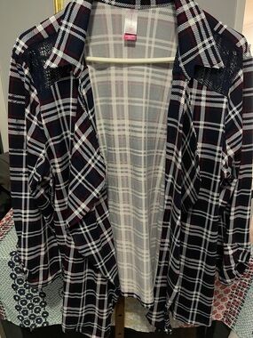 No Boundaries Navy, White and Burgundy Plaid Open-Front Blazer